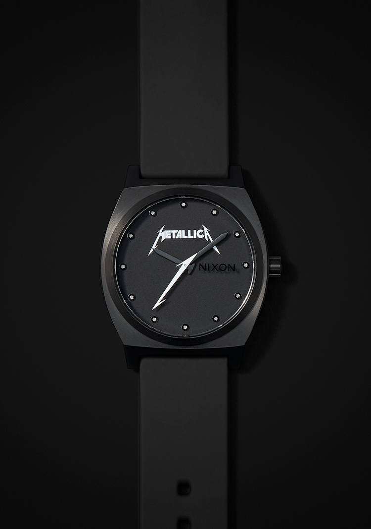 Time Teller - Todo negro / Metallica