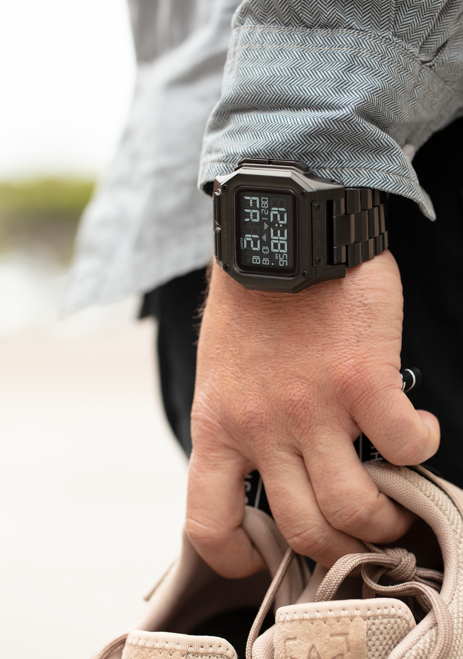 Regulus Stainless Steel - Todo Negro