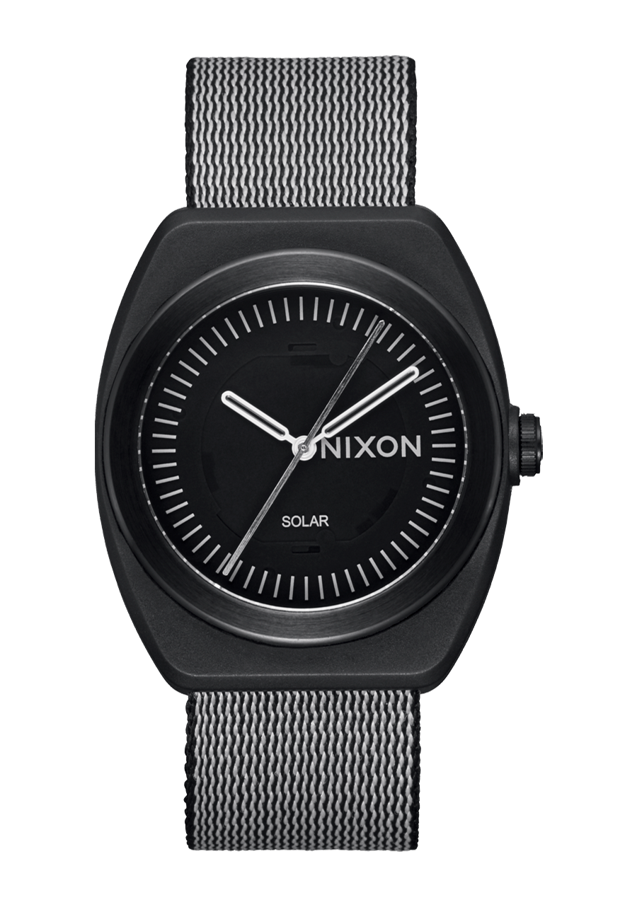 Reloj todo negro sale