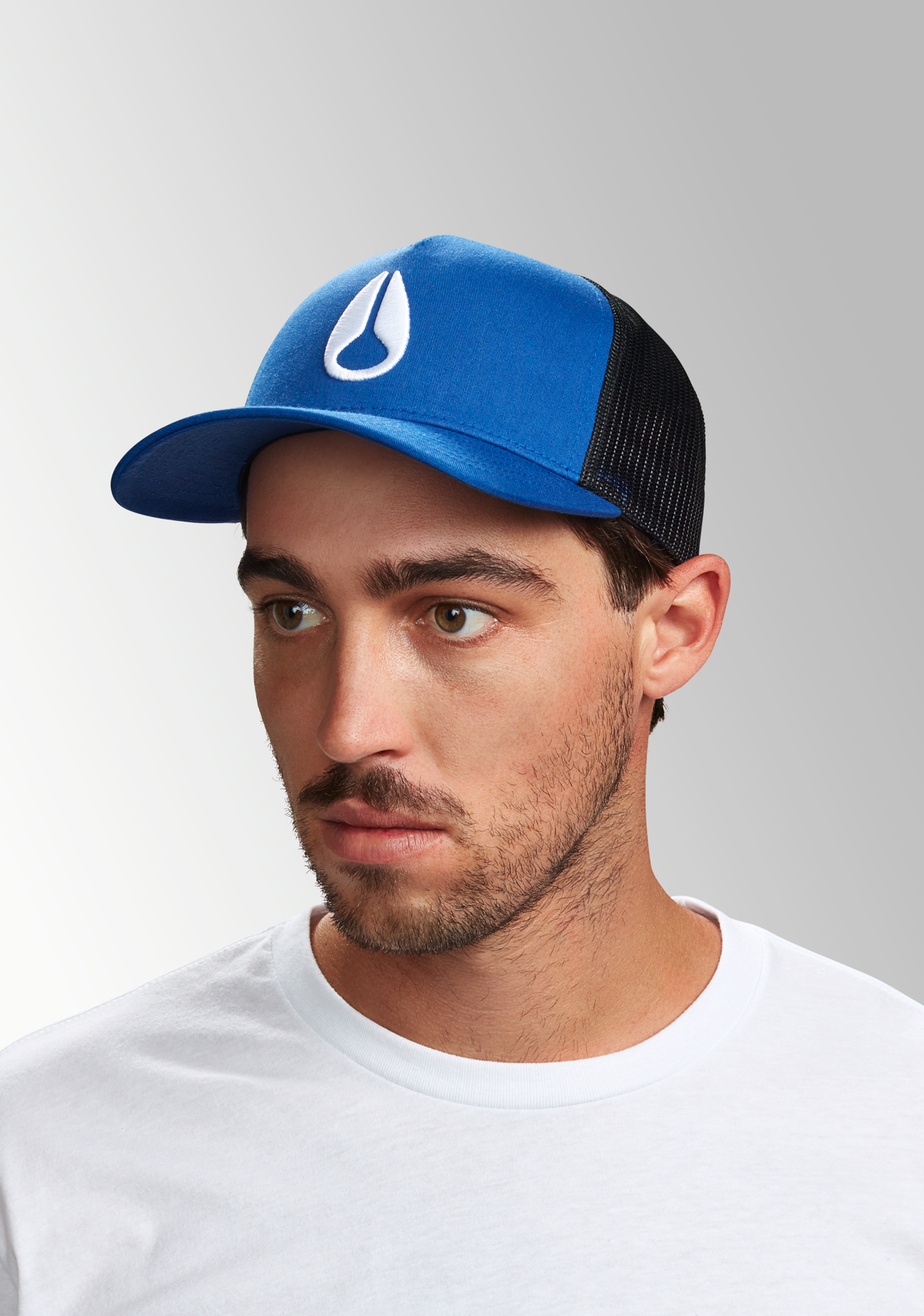 Gorra de camionero Iconed - Azul real/Negro View 5