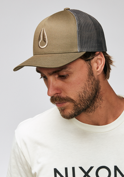 Iconed Trucker Hat - Oliva oscuro View 6