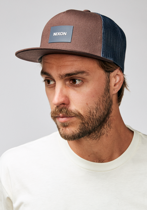 Team Trucker Hat - Azul marino/marrón