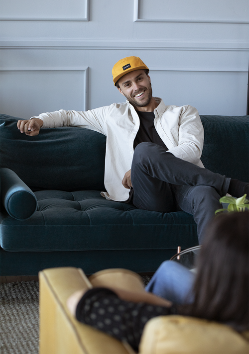 Gorra con cierre ajustable Mikey - Amarillo