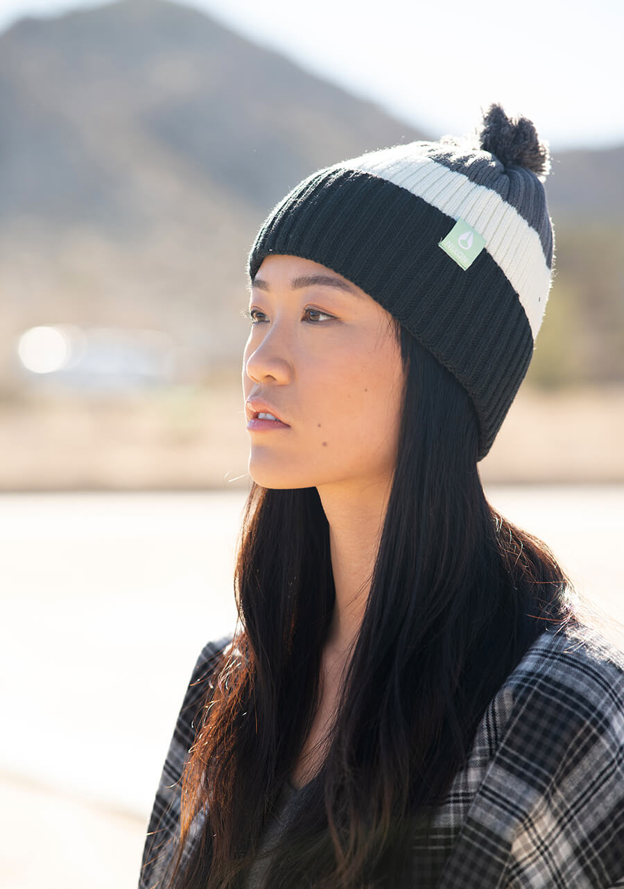 Gorro con pompón Schrader - Gris/Negro